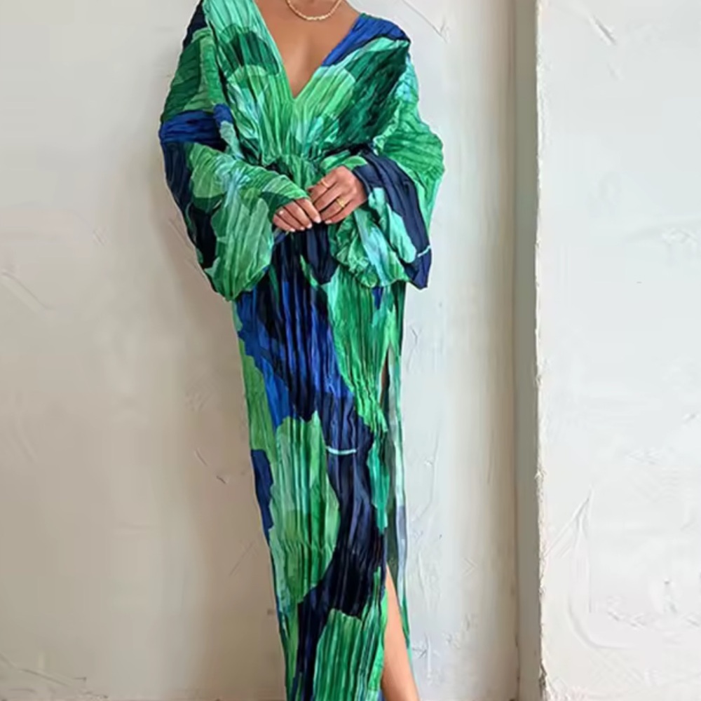 NWOT Elegant Green and Blue Women's Dress